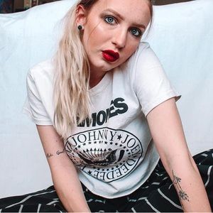 The Ramones Cropped Band Tee